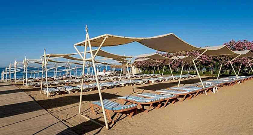 The Garden Beach Hotel