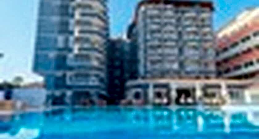 Clover Magic Garden Beach