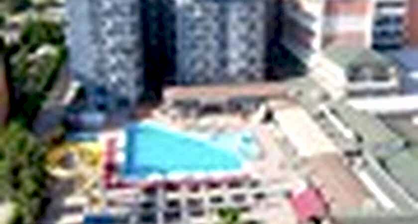 Clover Magic Garden Beach