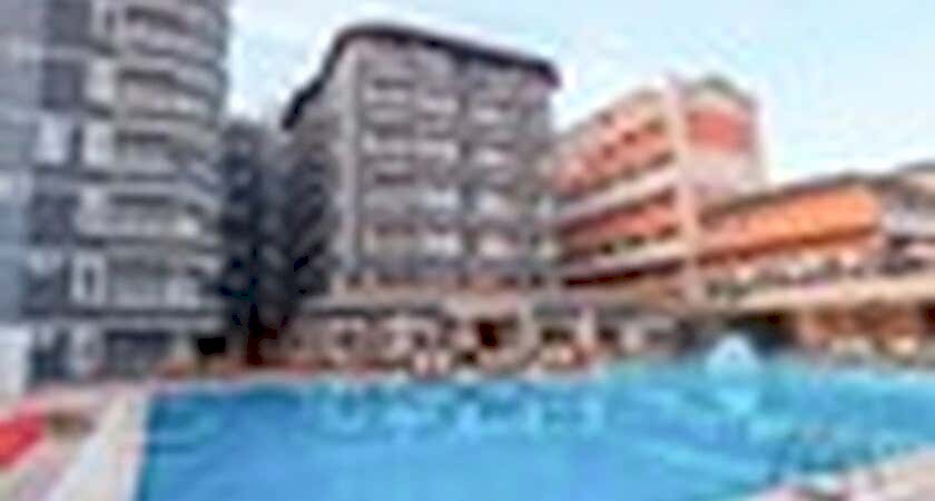 Clover Magic Garden Beach