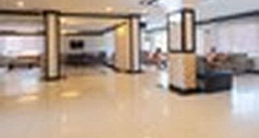 Clover Magic Garden Beach