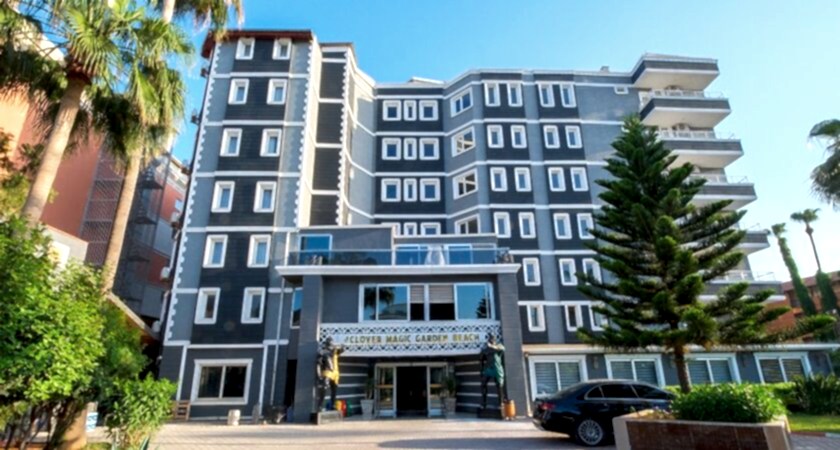 Clover Magic Garden Beach