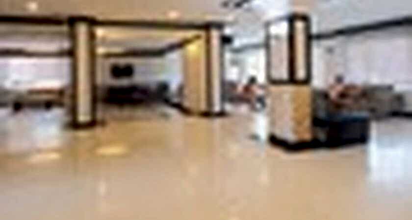 Clover Magic Garden Beach