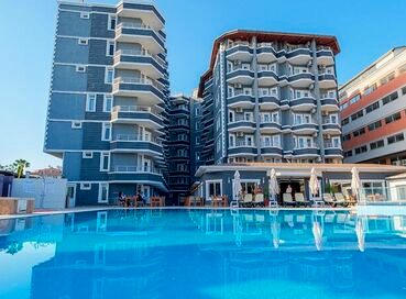 Clover Magic Garden Beach