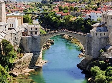 Baştanbaşa Balkanlar Tüm Çevre Gezileri, Ekstra Turlar, Akşam Yemekleri Dahil SAW-TZL-SAW