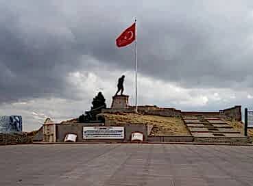 ZAFER'İN İZİNDE KOCATEPE DUMLUPINAR TURU